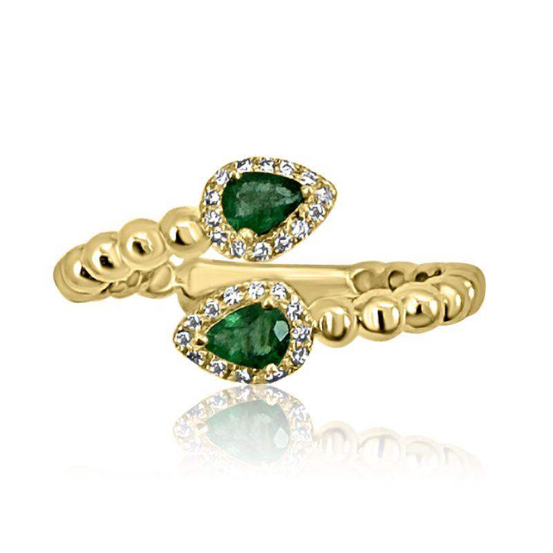 Anillos de oro amarillo con esmeraldas y diamantes