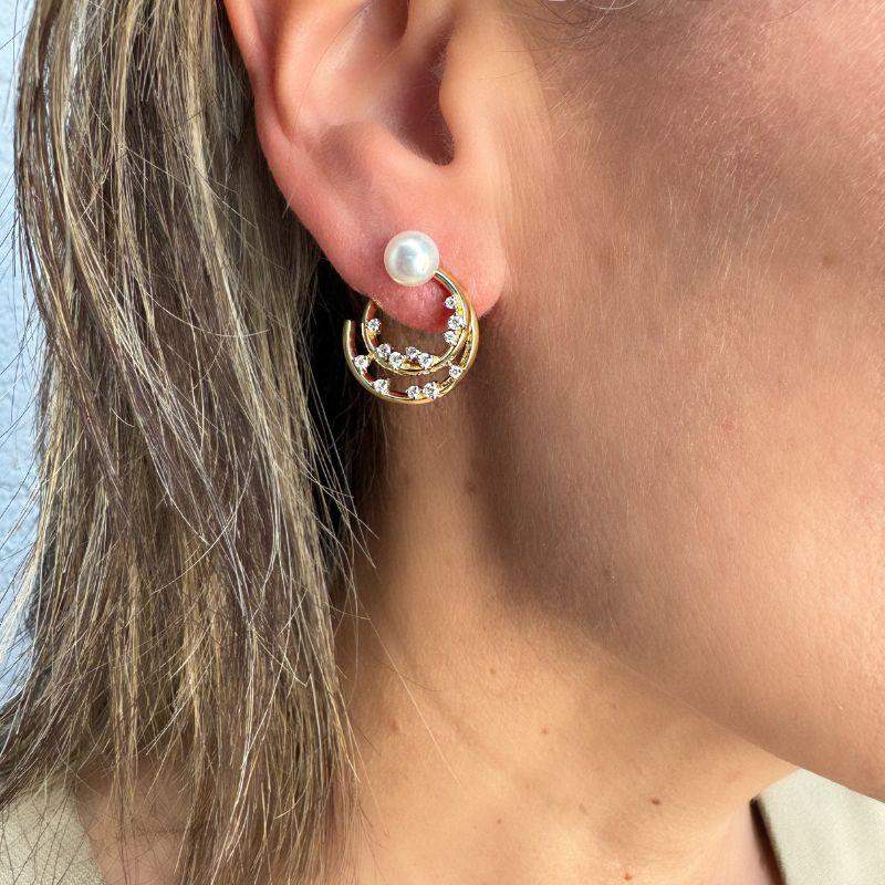 Aretes de perlas y diamantes con oro amarillo