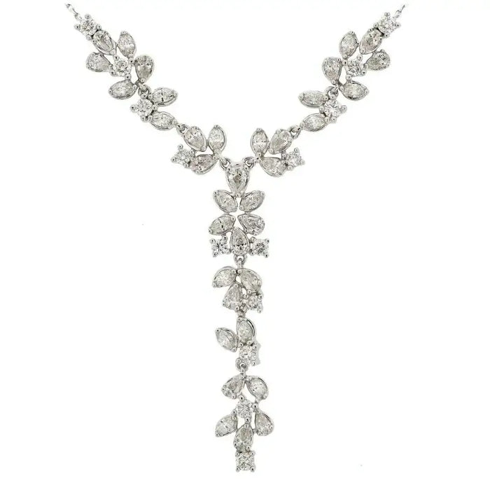 Lariat de diamantes con oro blanco de 18 quilates