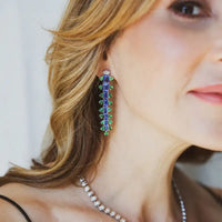 Aretes largos de cianita con tsavorita y diamantes