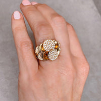 Anillo de oro amarillo de 14K con círculos de diamantes