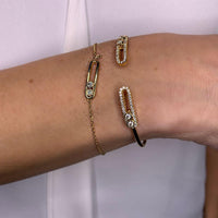 Brazalete con diamantes móviles