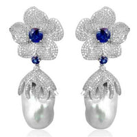 Aretes de flor perla barroca con diamante y cianita