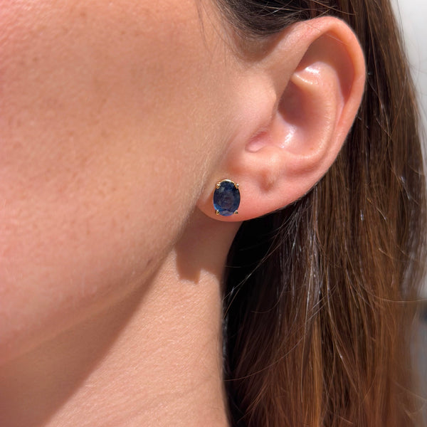 Sapphire Classic Oval Studs 14K Yellow Gold