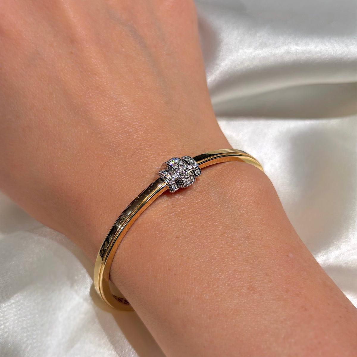 14K Yellow Gold with Diamond Linked Bangle