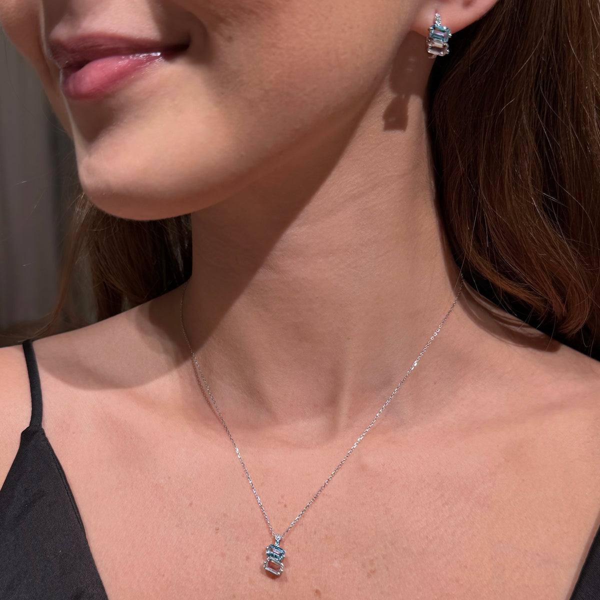 Set Aquamarine and White Quartz Necklace & Earrings
