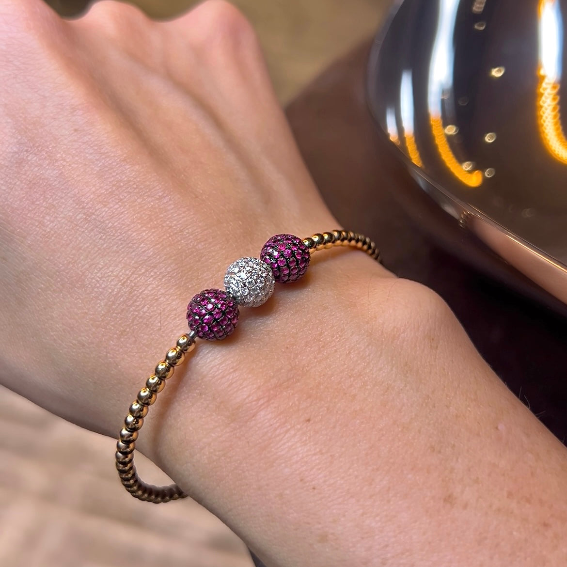 Brazalete con doble rubí y diamantes