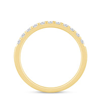 Band in 14K Yellow Gold with Diamonds