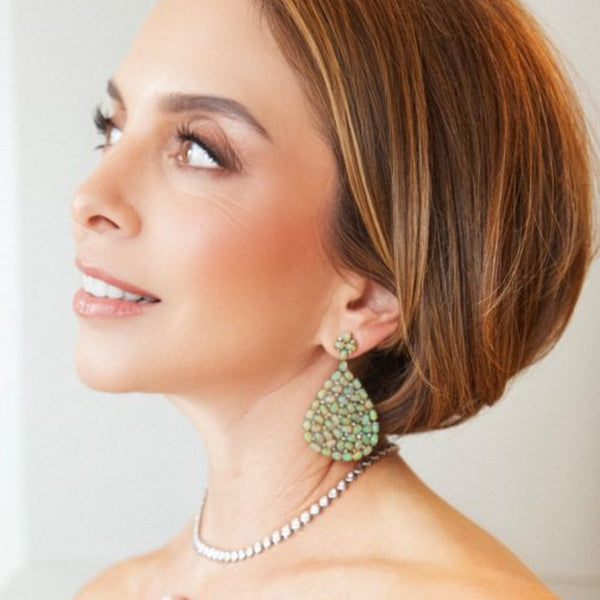 Aretes de ópalo etíope y diamantes