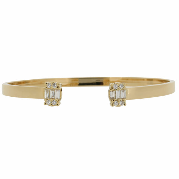 Oval Diamond Baguette with 18K Yellow Gold Bracelets, beautiful for every day.   18K Yellow Gold weight: 6.599 grams 8 Diamond: 0.124 ct 6 Baguette: 0.281 
