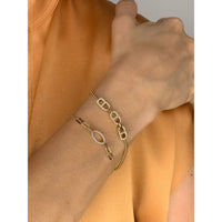  14K  Diamond Yellow Gold Bracelet  30 Diamonds of 0.08ct 14K Yellow Gold weight: 1.72 grams