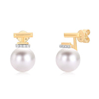 Aretes de oro amarillo con perlas y diamantes