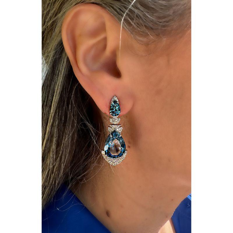 Pendientes de topacio azul Londres con diamantes