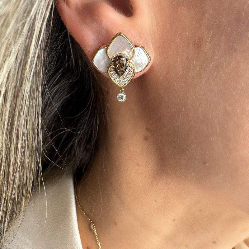 Set Lotus Mother of Pearl, Smokey Topaz Necklace & Earring