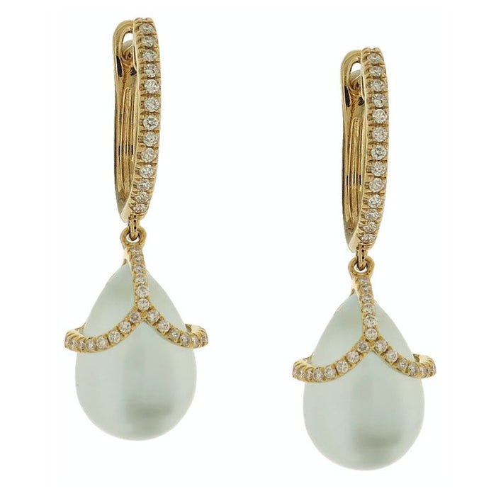 Aretes de oro amarillo con perlas barrocas y diamantes