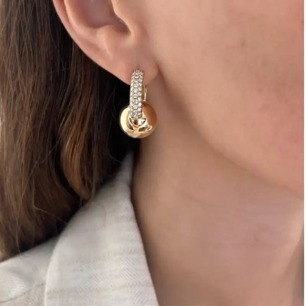 Aretes con bola de 14k oro amarillo y diamantes