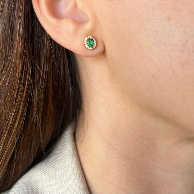 Set Oval Emerald with Circled Diamonds Necklace & Earrings