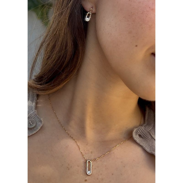 Set Central Diamond on Gold Necklace & Earrings