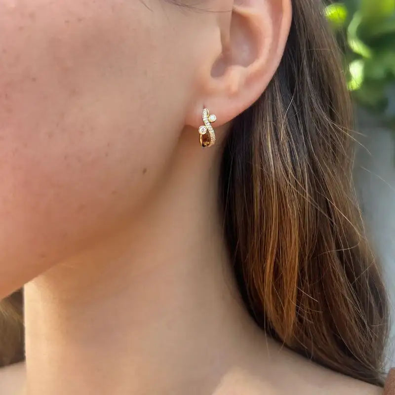 14K Yellow Gold Curved Diamonds Earrings