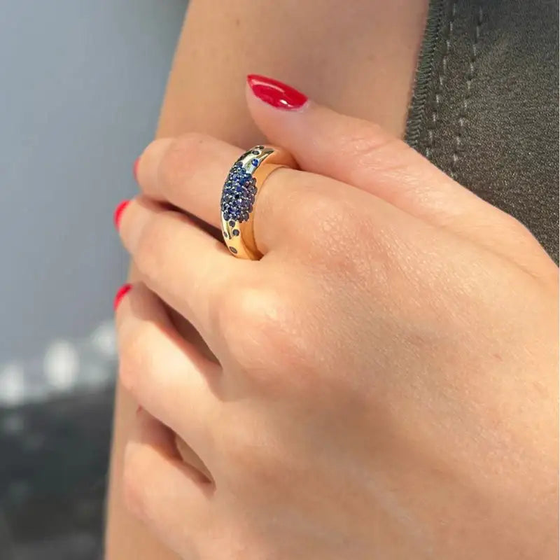 Anillo de 14K oro amarillo con zafiro 