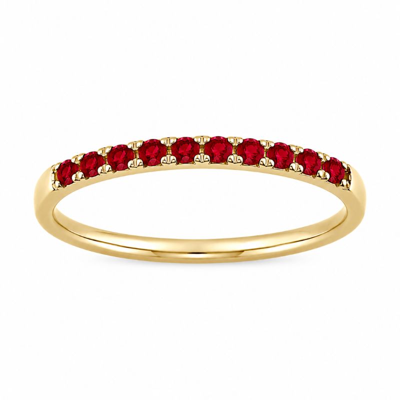 Anillo con rubí como piedra de nacimiento en julio con oro amarillo de 14 quilates