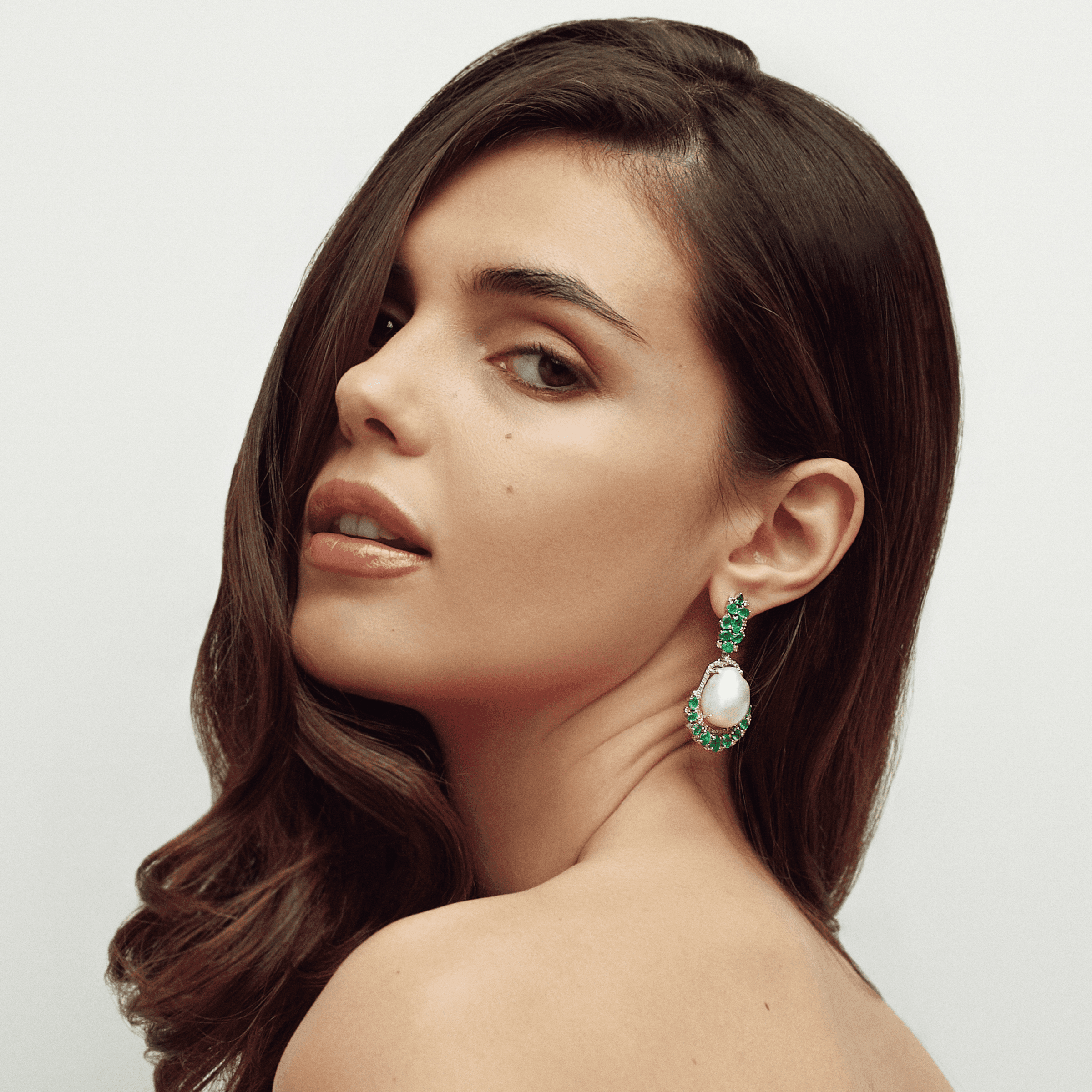 Emerald and 2025 pearl earrings