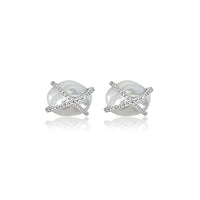 14K White  Gold Earrings with Baroque Pearls and Diamonds  2 pearls of 6.79 ct 69 Diamonds: 0.17 ct 14K White Gold weight: 2.08 grams Post back closure